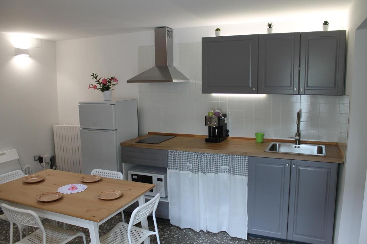 Il Cortile Segreto - Con Parcheggio Privato Apartment Lecce Luaran gambar