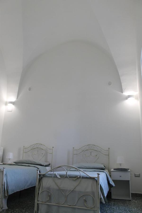 Il Cortile Segreto - Con Parcheggio Privato Apartment Lecce Luaran gambar
